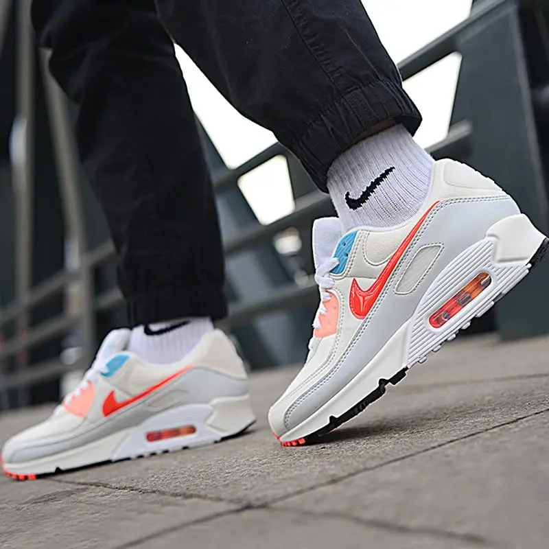 Alternative view of Giày Air Max 90 'The Future is in the Air' DD8496-161