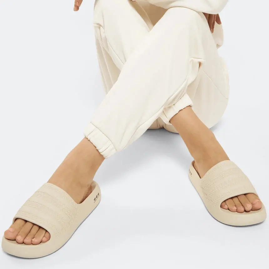 Alternative view of Dép Adidas Adilette Ayoon Slide 'Bliss' GX7064
