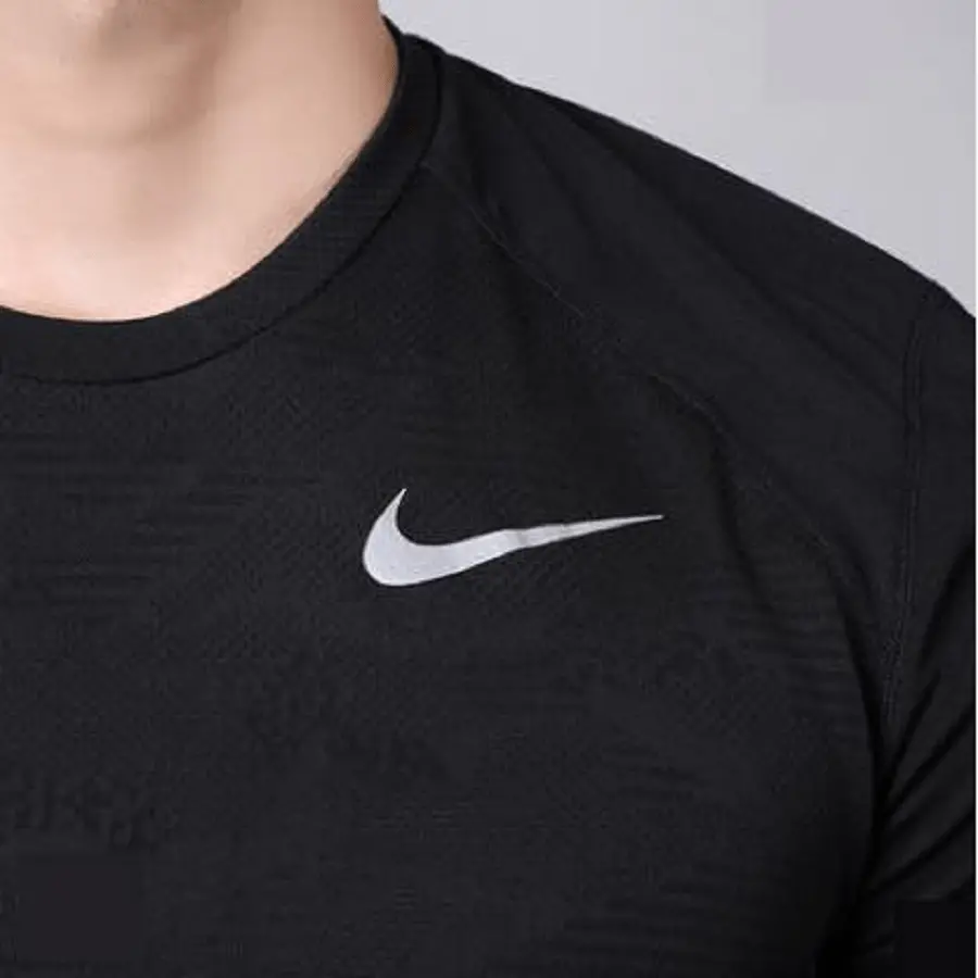 Alternative view of Áo Nike Running 'Black' AT3928-010