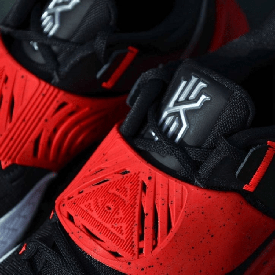 Giày Kyrie Low 3 Team ‘Black University Red’ CW6228-001 - Ảnh 5