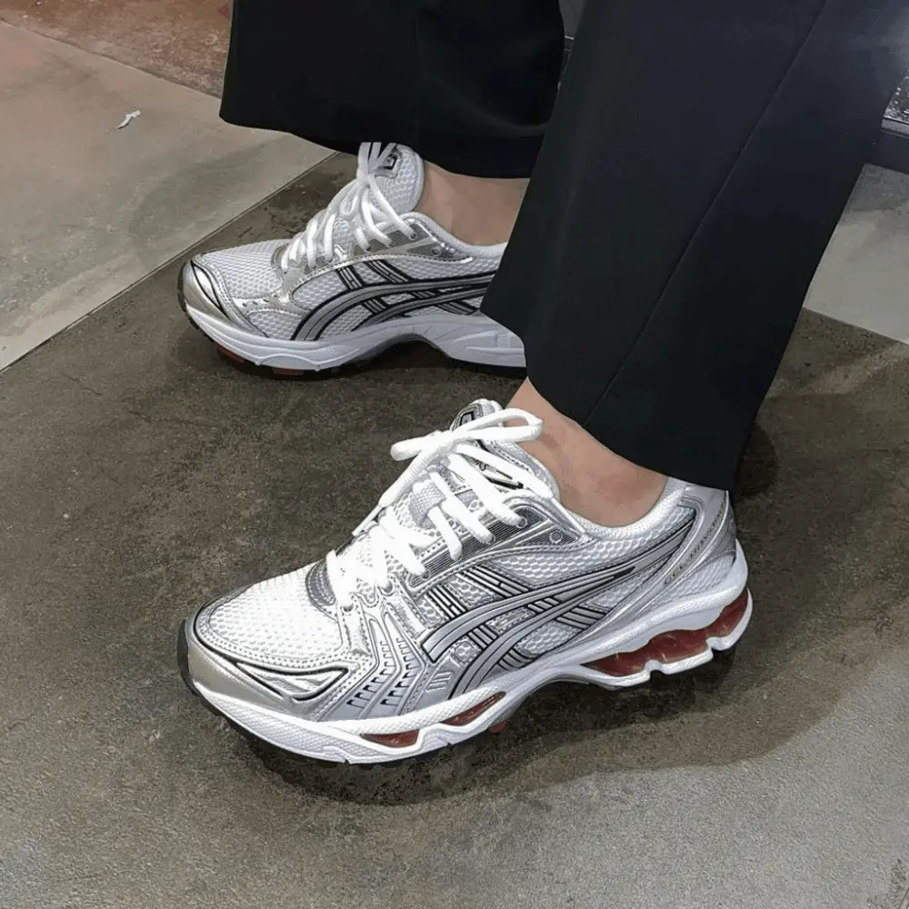 Alternative view of Giày Asics Gel Kayano 14 'White Pure Silver' 1201A019-104