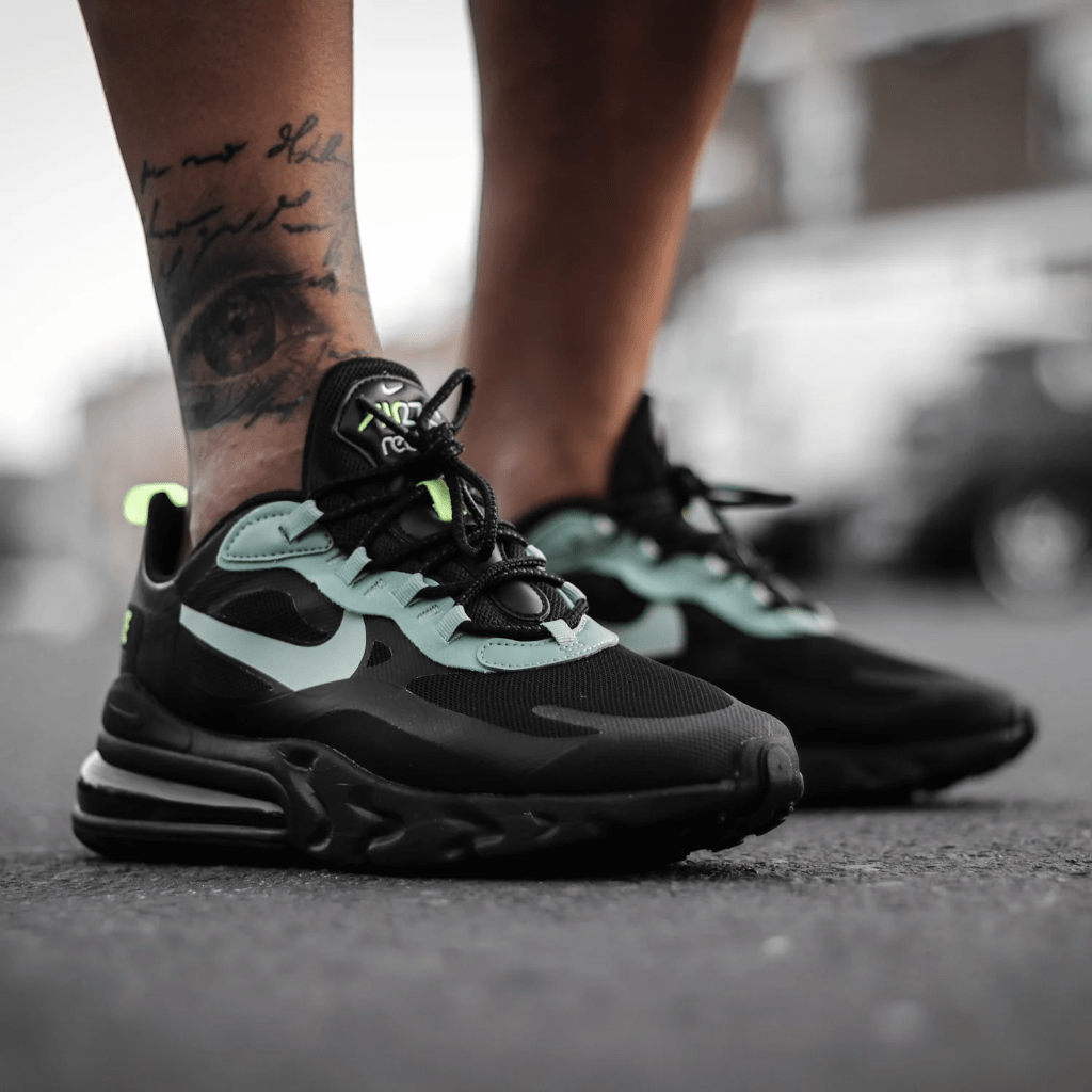Giày Nike Air Max 270 React 'Black Volt' CW7474-001 - Ảnh 3