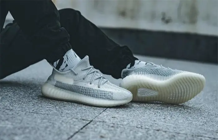 Alternative view of Giày Adidas Yeezy Boost 350 V2 'Cloud White Non-Reflective' FW3043