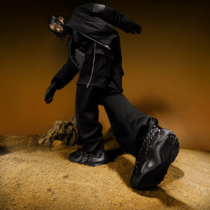 Alternative view of Giày Puma Plexus x Juun.J ‘Black’ 391697-01