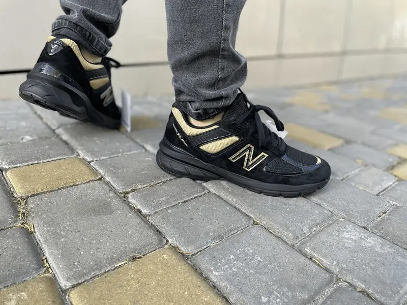 Giày New Balance 990v5 Made in USA 'Triple Black' M990BH5 - Ảnh 5