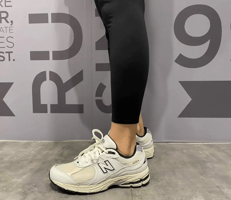 Alternative view of Giày New Balance 2002R 'Atlas Lemon Haze' ML2002RQ