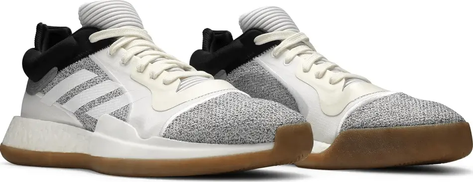 Alternative view of Giày Adidas Marquee Boost Low 'White Gum' D96933