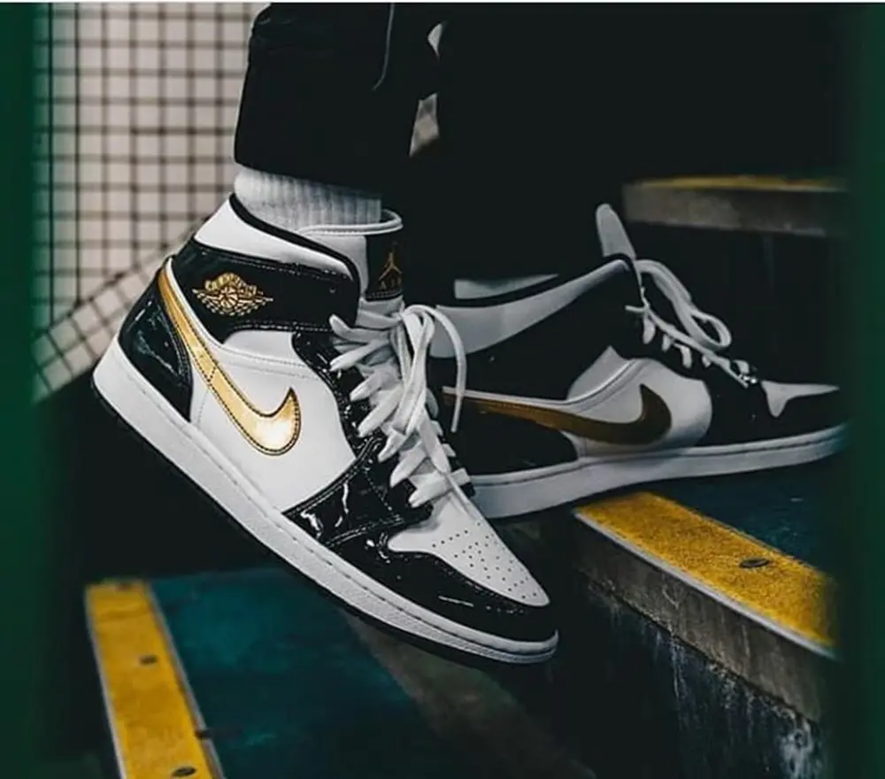 Giày Nike Air Jordan 1 Mid Patent 'Black Gold' 852542-007 - Ảnh 5