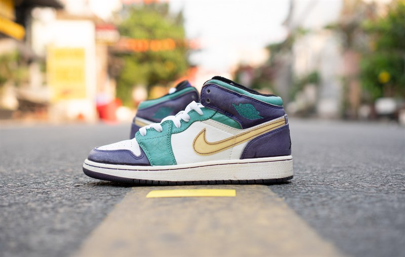 Giày Nike Air Jordan 1 GS 'Emerald Green' 322678-301 - Ảnh 3