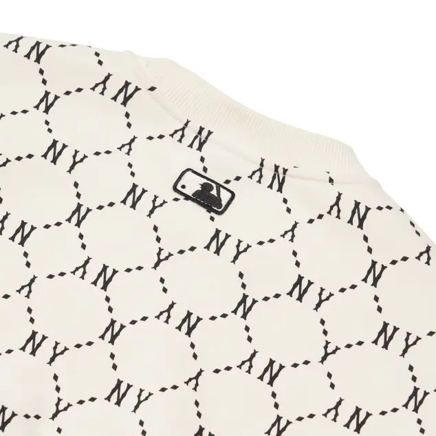 Áo MLB Monogram Diamond New York Yankees 'White' 3AMTM0314-50CRS - Ảnh 4