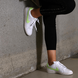 Alternative view of Giày Nike Court Royale 'White Barely Volt' 749867-121