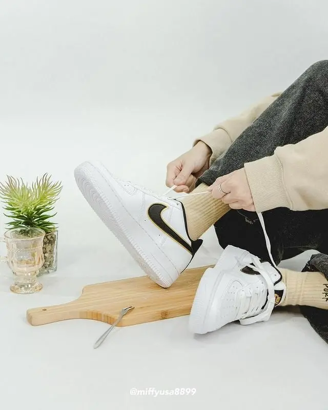 Giày Nike Air Force 1 Metallic Gold White DM3322-100 - Ảnh 4