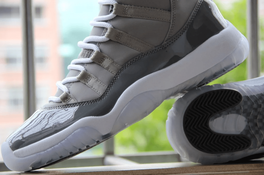 Giày Nike Air Jordan 11 Retro 'Cool Grey' 2010 378037-001 - Ảnh 3