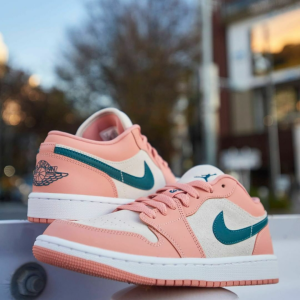 Alternative view of Giày Nike Wmns Air Jordan 1 Low 'Light Madder Root' DC0774-800
