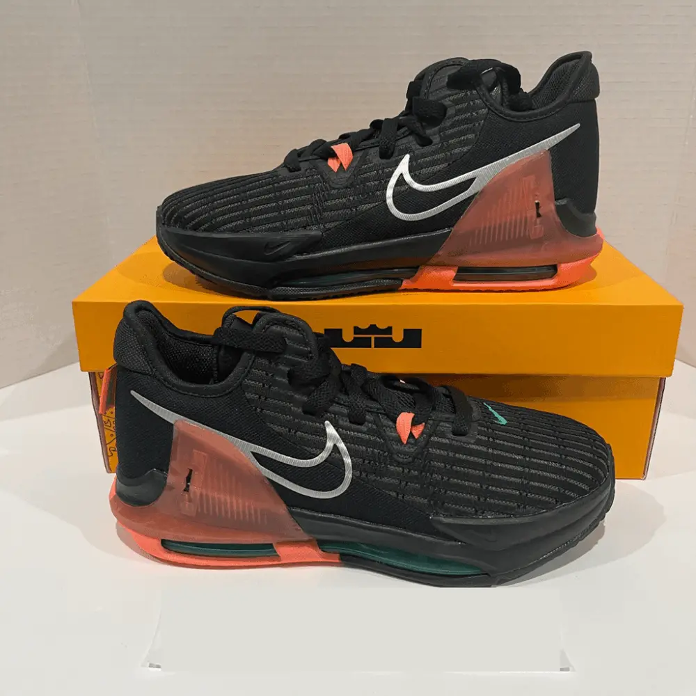 Alternative view of Giày Nike LeBron Witness 6 GS 'Black Crimson Pulse' DD0423-001