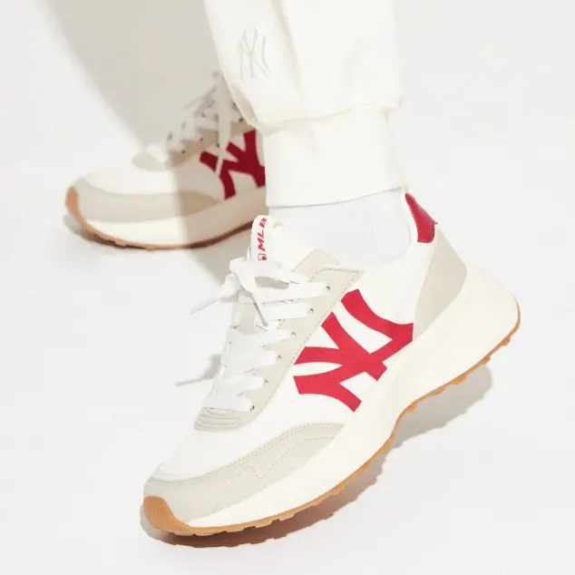 Giày MLB Chunky Jogger New York Yankees 'White Red' 3ASXX111N-50RDS - Ảnh 4