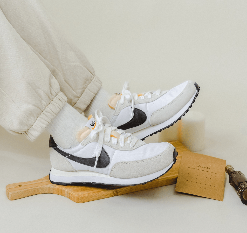 Giày Nike Waffle Trainer 2 GS 'Summit White Black' DC6477-100 - Ảnh 3