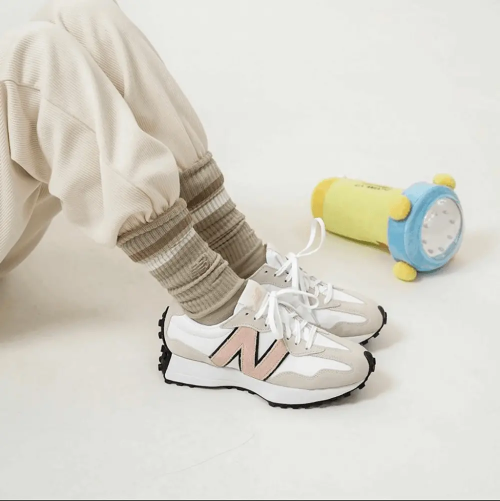 Giày New Balance 327 'White Pink Haze' WS327LR - Ảnh 4