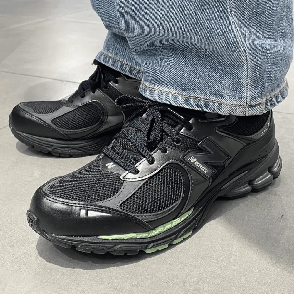 Giày New Balance 2002R 'Black Green' M2002RLD - Ảnh 3