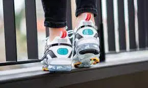 Giày Nike Wmns Air VaporMax EVO 'Evolution of Icon' DC9113-100 - Ảnh 6
