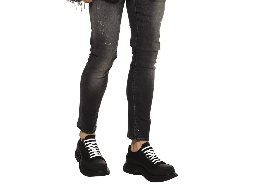 Giày Alexander McQueen Tread Slick Lace Up 'Triple Black' 604257-W4L32-1000 - Ảnh 6