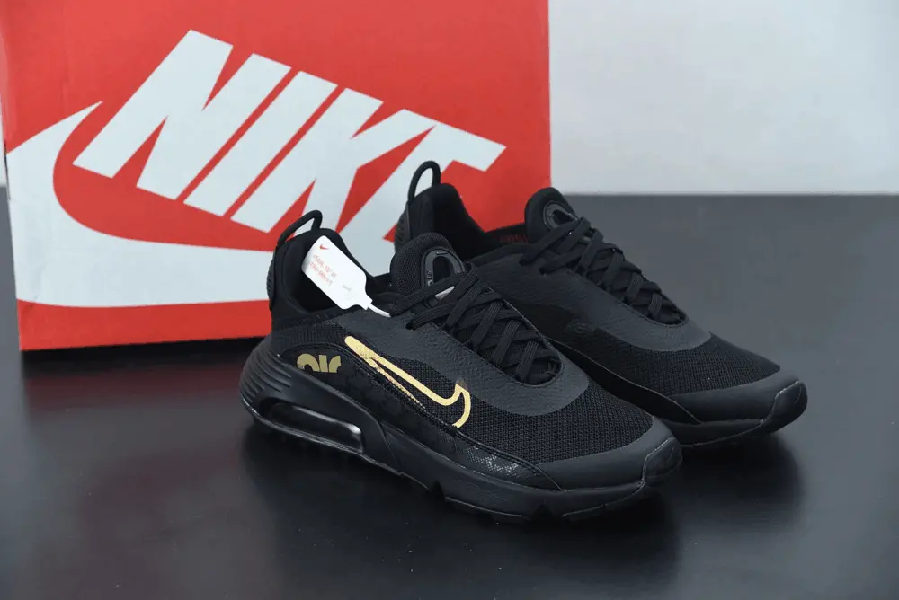 Alternative view of Giày Nike Air Max 2090 'Black Metalic Gold' DC4120-001