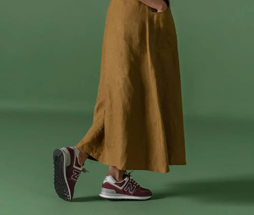 Giày New Balance 574 Classic 'Burgundy' WL574EVM - Ảnh 3