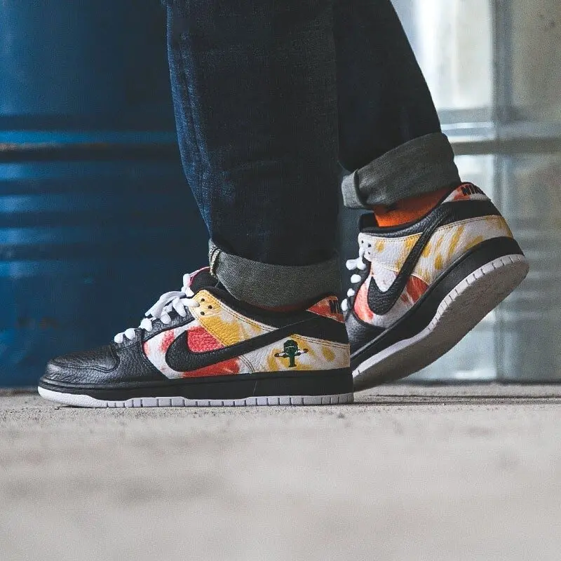 Alternative view of Giày Nike Dunk SB Low 'Tie-Dye Raygun - Black' BQ6832-001