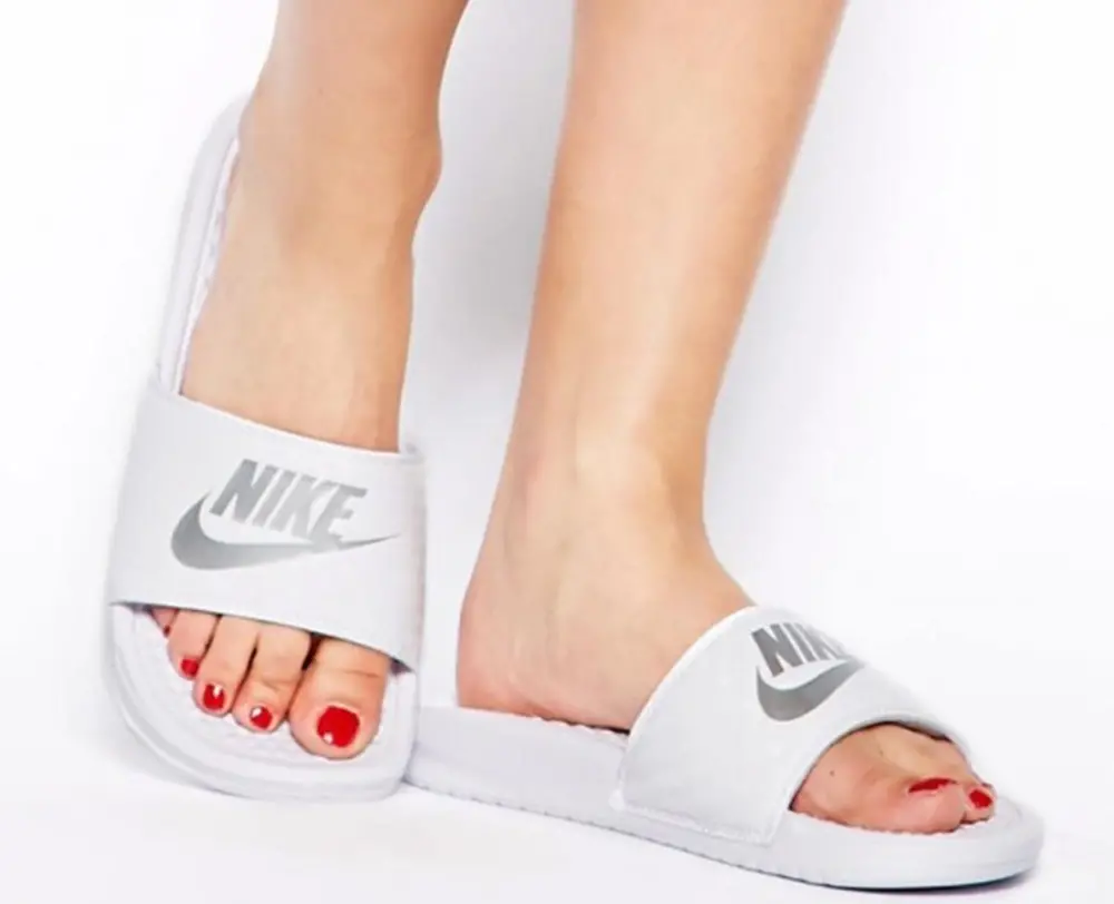 Alternative view of Dép Nike Benassi 'Metallic Silver ' 343881-102