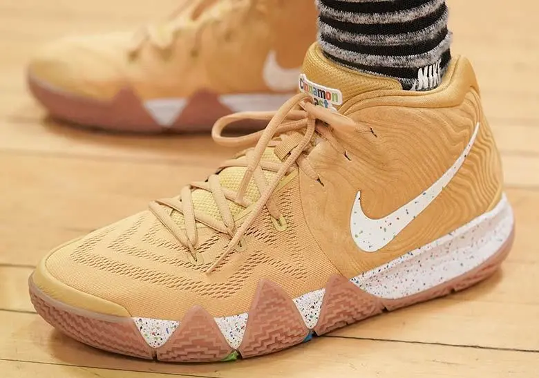 Alternative view of Giày Nike Kyrie 4 'Cinnamon Toast Crunch' BV0426-900