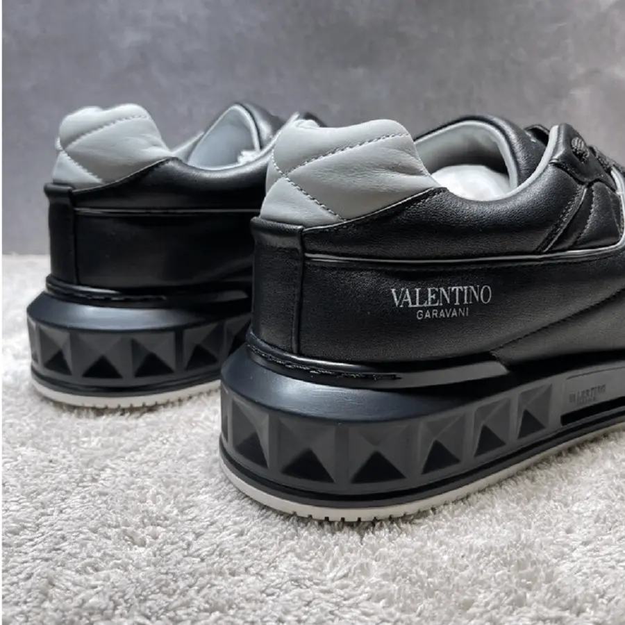 Alternative view of Giày Valentino One Stud Low-Top Nappa Black Gray WY2S0E71NWN00A
