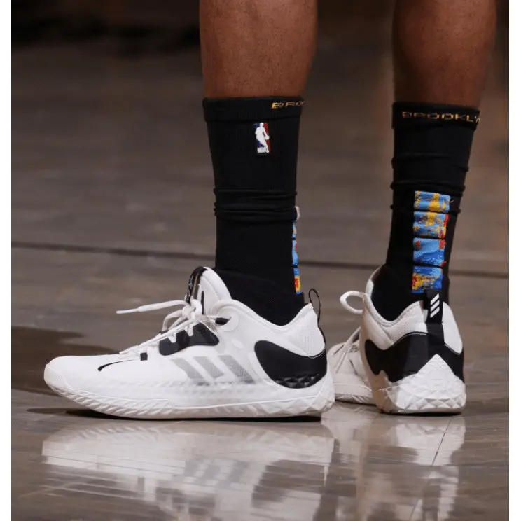 Alternative view of Giày Adidas Harden Vol 5 BKLYN 'White' Q46143