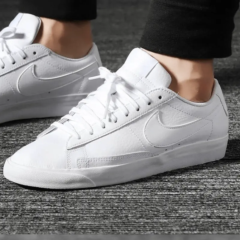 Giày Nike Blazer Low LE 'Triple White' AQ3597-100 - Ảnh 3