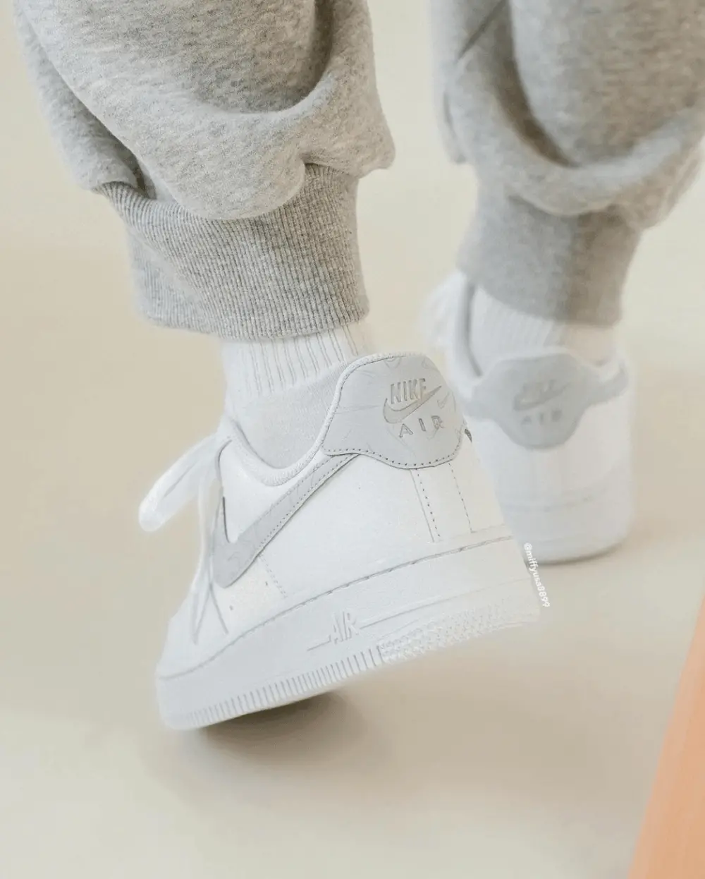 Giày Nike Air Force 1 'White Metallic Silver' DV2237-100 - Ảnh 5