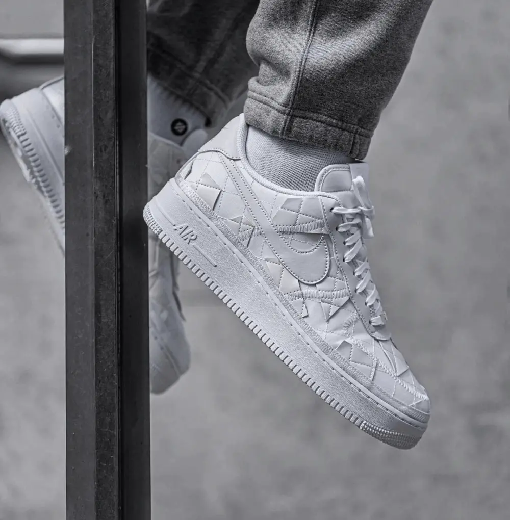 Alternative view of Giày Nike Billie Eilish x Air Force 1 Low 'Triple White' DZ3674-100