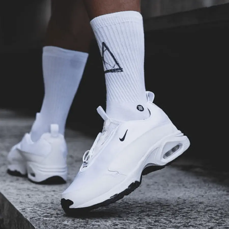 Alternative view of Giày Nike Air Max x Comme des Garcons 'White' DO8095-102