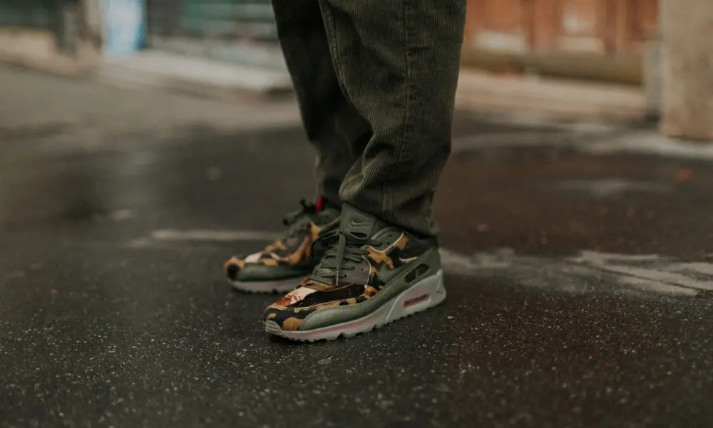 Alternative view of Giày Nike Air Max 90 'Croc Camo' CU0675-300
