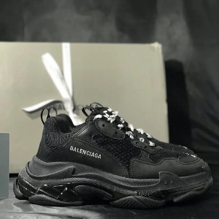 Alternative view of Giày Balenciaga Triple S Sneaker Black Clear Sole 541624 W09O1 1000