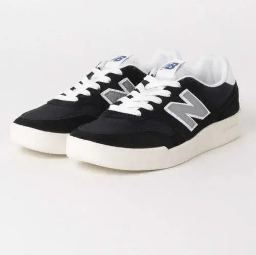 Alternative view of Giày New Balance 300 'Oreo' CRT300O2