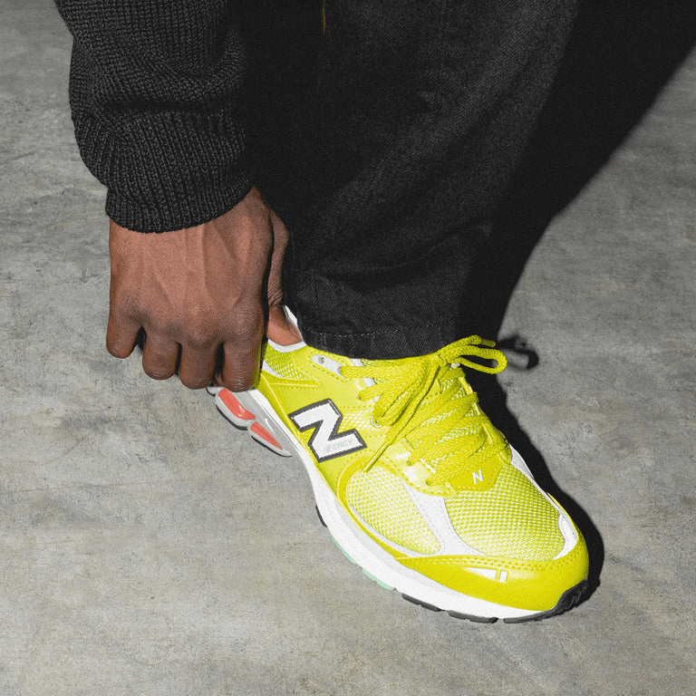Giày New Balance 2002R 'Sulpher Yellow' M2002RLC - Ảnh 5
