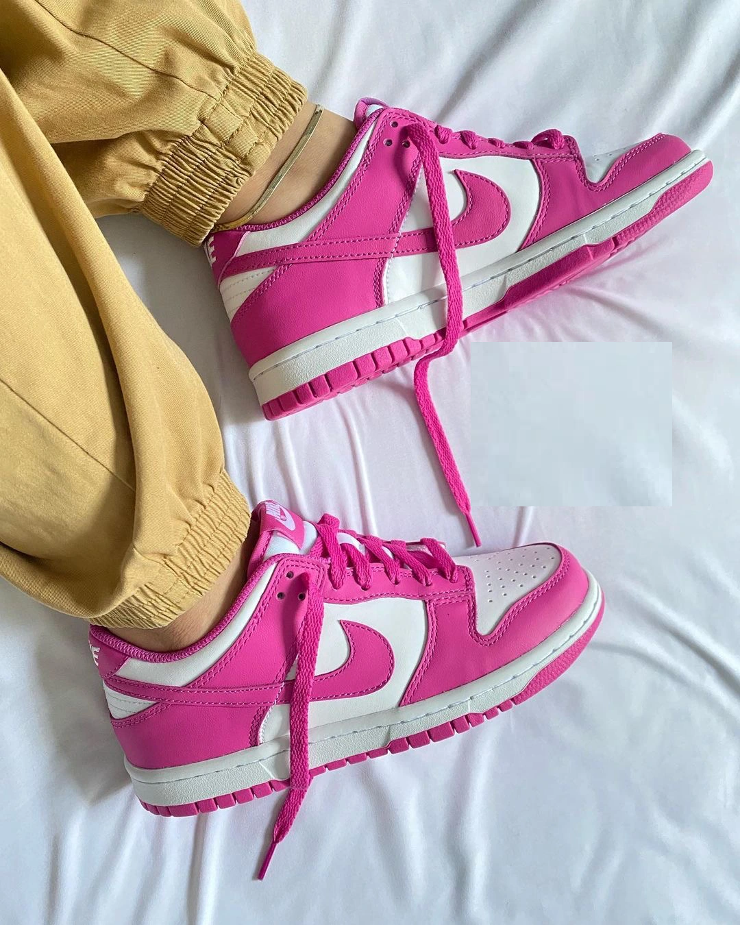 Giày Nike Dunk Low GS 'Active Fuchsia' FJ0704-100 - Ảnh 5