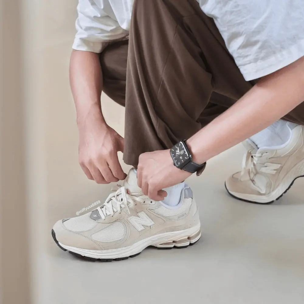Alternative view of Giày New Balance 2002R 'Off White' M2002RCC