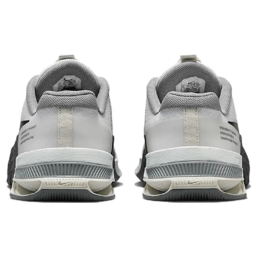 Alternative view of Giày Nike Metcon 8 'Photon Dust Anthracite' DO9328-004