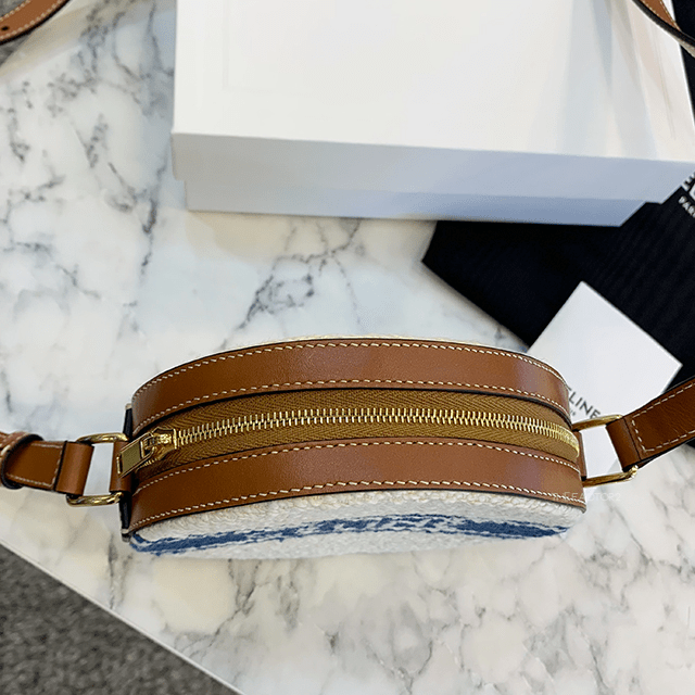 Túi Celine Casual Style Leather Logo Shoulder Bags 10G342DHT-07TN - Ảnh 2