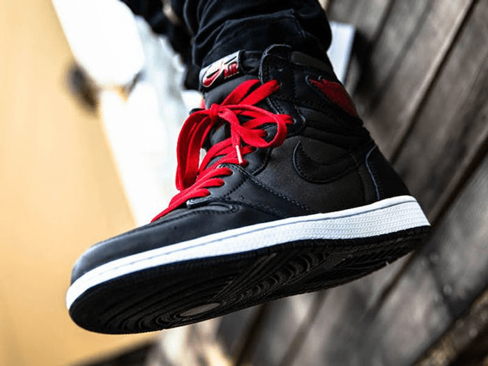 Giày Nike Air Jordan 1 Retro High OG 'Black Gym Red' 555088-060 - Ảnh 4