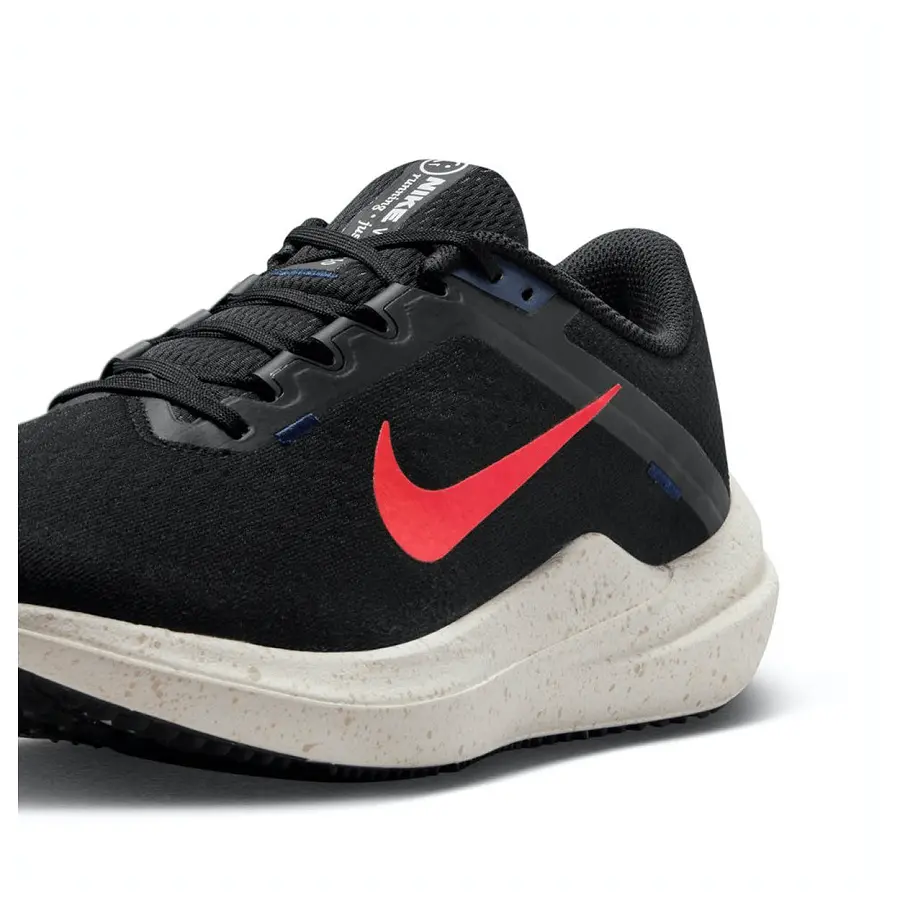 Alternative view of Giày Nike Winflo 10 'Black Bright Crimson' DV4022-002