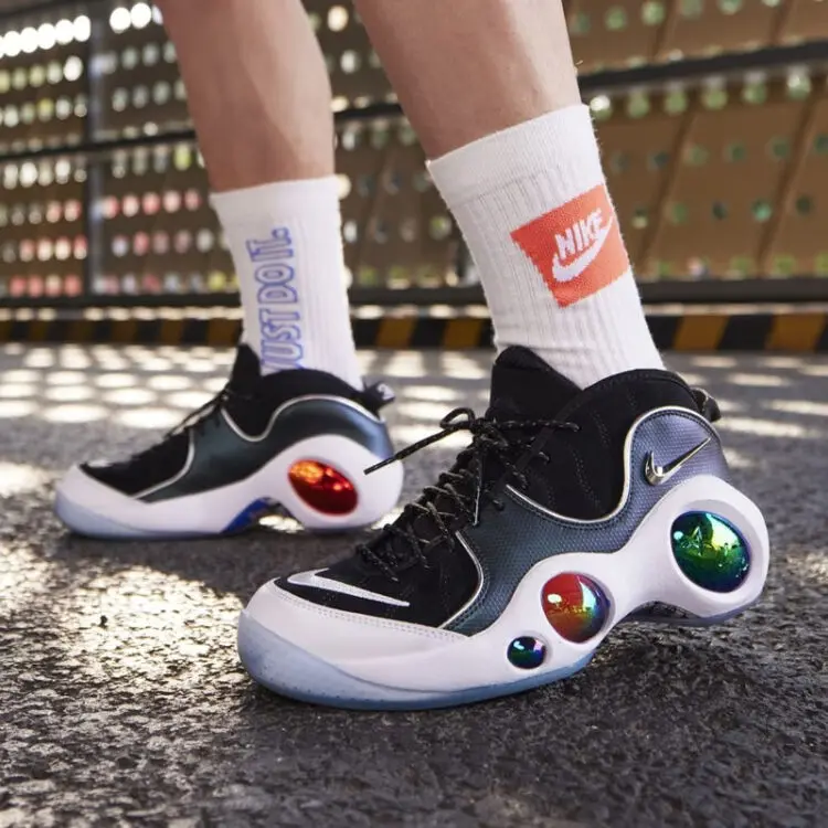 Alternative view of Giày Nike Air Zoom Flight 95 'Mutil Color' DX6055-001