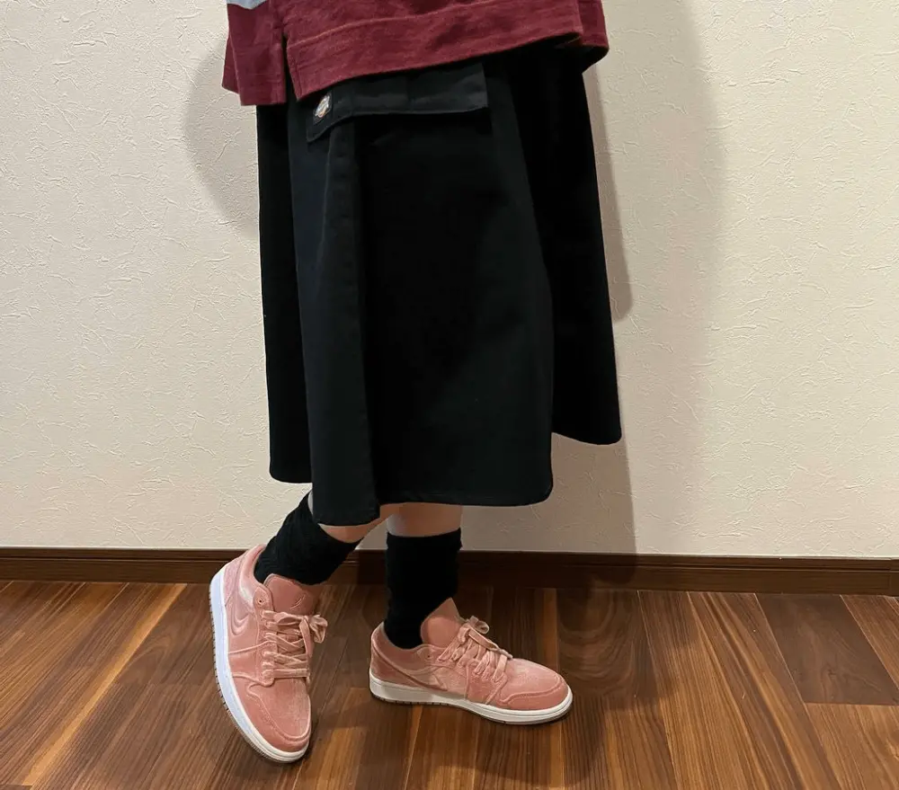 Alternative view of Giày Nike Air Jordan 1 Low SE 'Pink Velvet' DQ8396-600