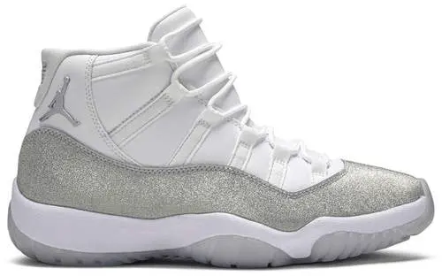 Giày Nike Wmns Air Jordan 11 Retro 'Vast Grey' AR0715-100
