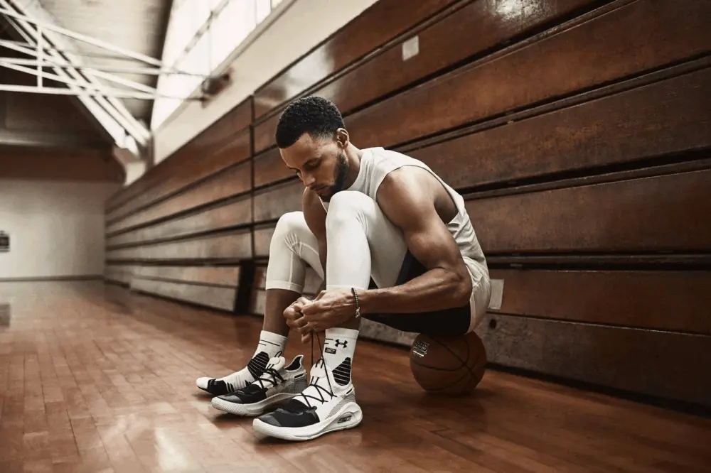 Alternative view of Giày Under Armour Curry 6 'Working On Excellence' 3020612-101